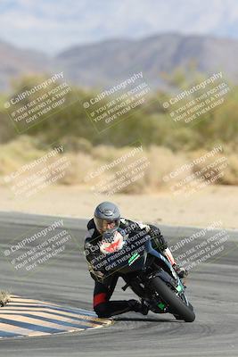 media/Nov-16-2025-Race Pace (Sun) [[8c5fa54630]]/Non Verified Riders (1st 20 Minutes)/2-Turn 10 (1010am)/